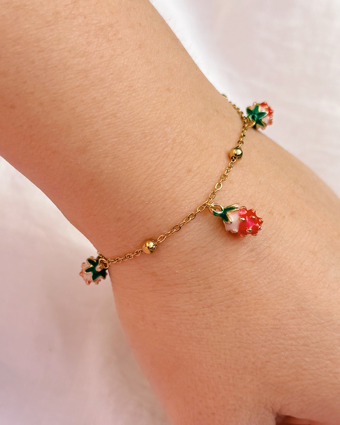 keari - Edelstahlarmband mit Erdbeer-Charms