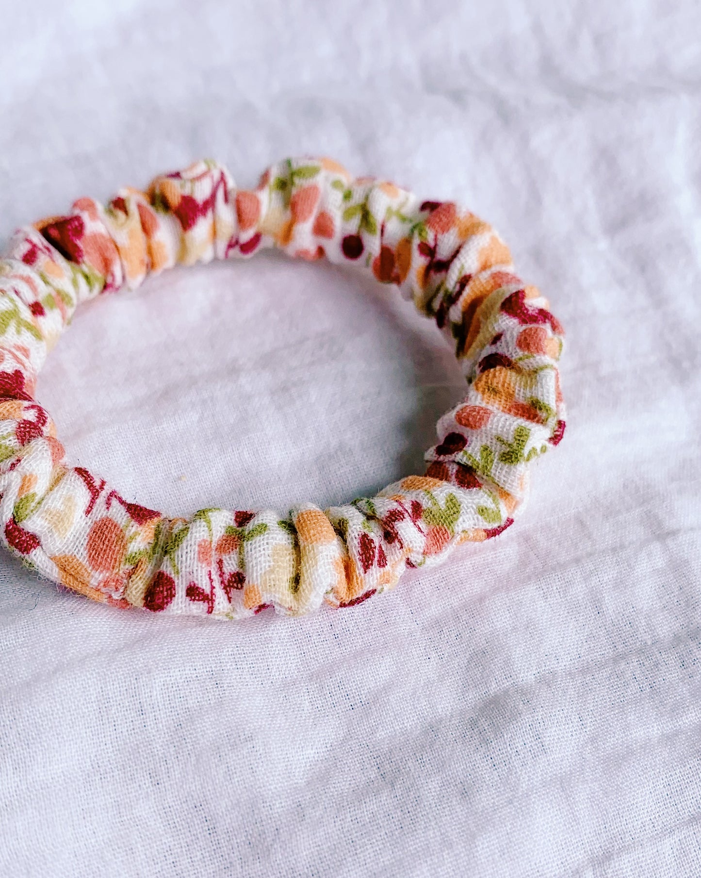 keari - schmale Scrunchies, verschiedene Farben und Muster