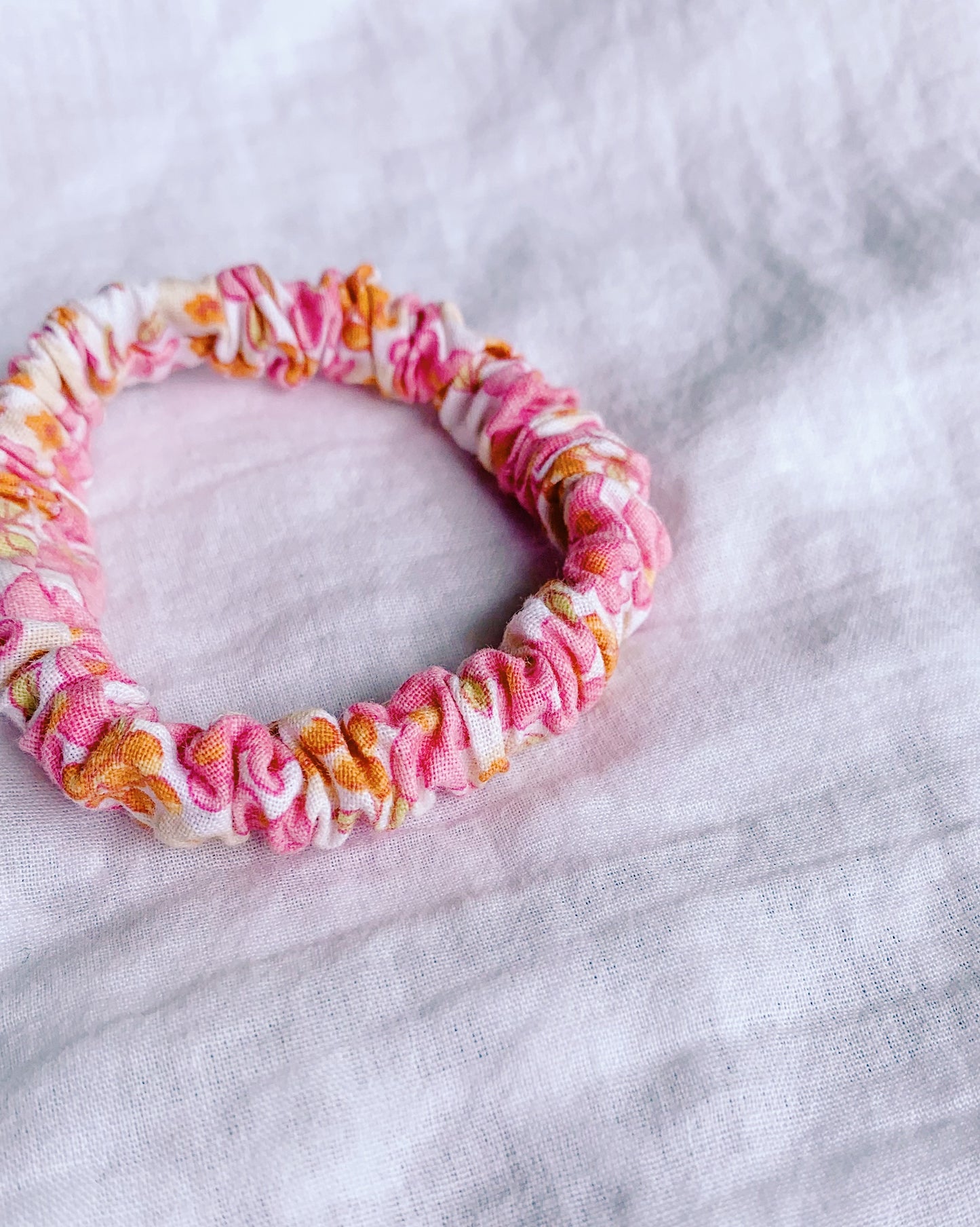 keari - schmale Scrunchies, verschiedene Farben und Muster