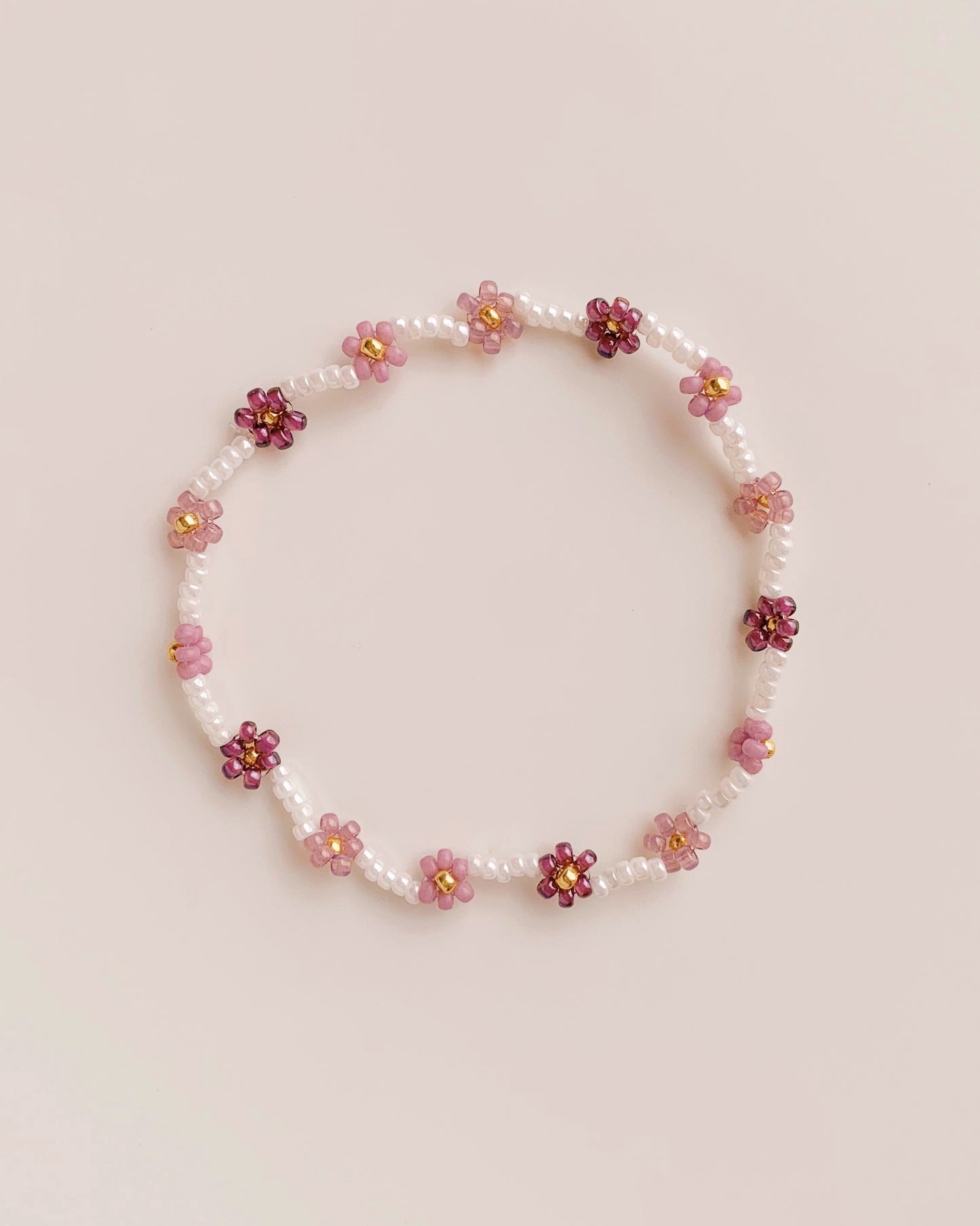 keari - DAISY Perlenarmband, personalisierbar